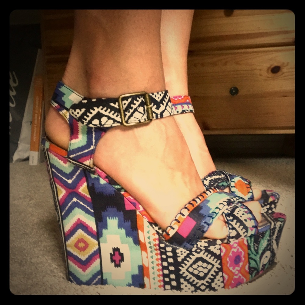 Steve Madden Wedges